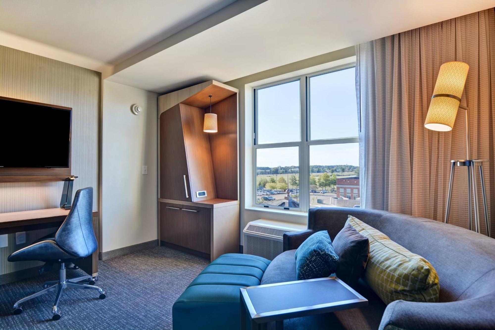 מלון Courtyard By Marriott Jackson מדיסון מראה חיצוני תמונה