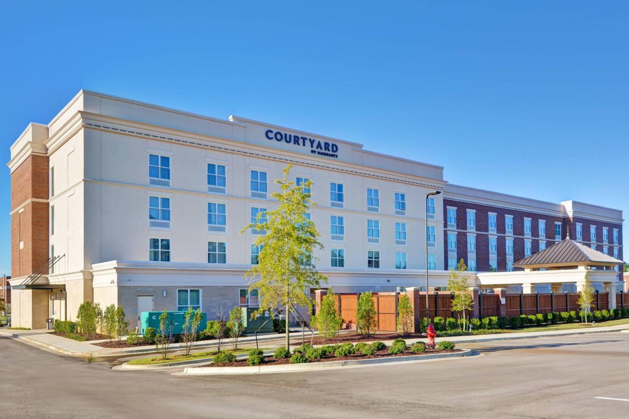 מלון Courtyard By Marriott Jackson מדיסון מראה חיצוני תמונה